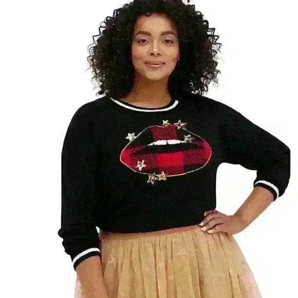 Black Sweater with Plaid Lips - Picture 2 of 4